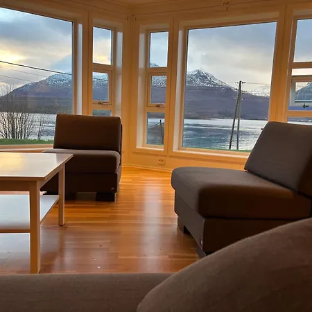 Arctic View - Country Retreat Near Apartament